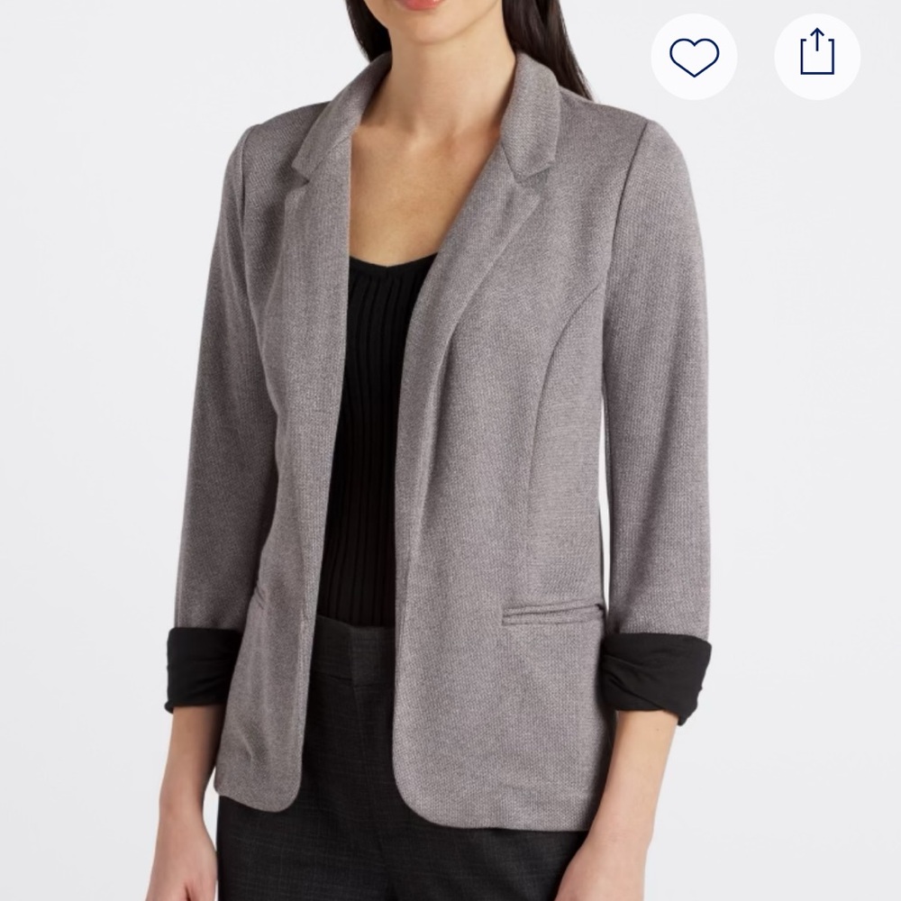 Skies Are Blue Gray Blazer with Notched Lapels and 3/4 Sleeves